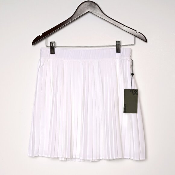 NWT G/FORE Women's White Pleated Skirt/Skort , Size Small - Picture 2 of 5
